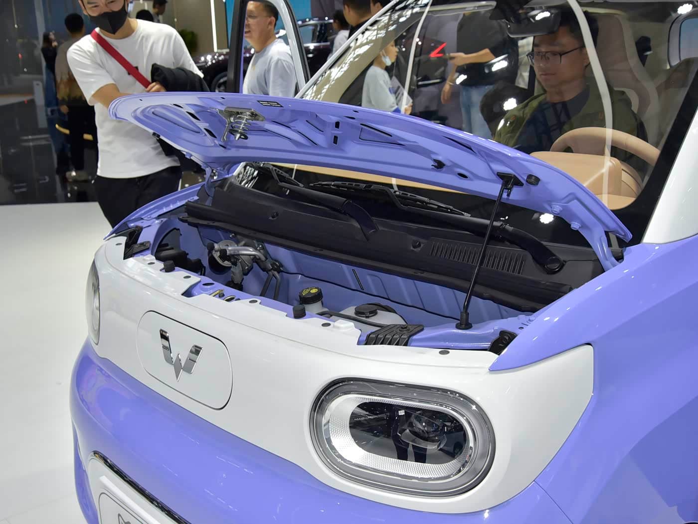 Wuling Hongguang Mini EV thumbnail 4