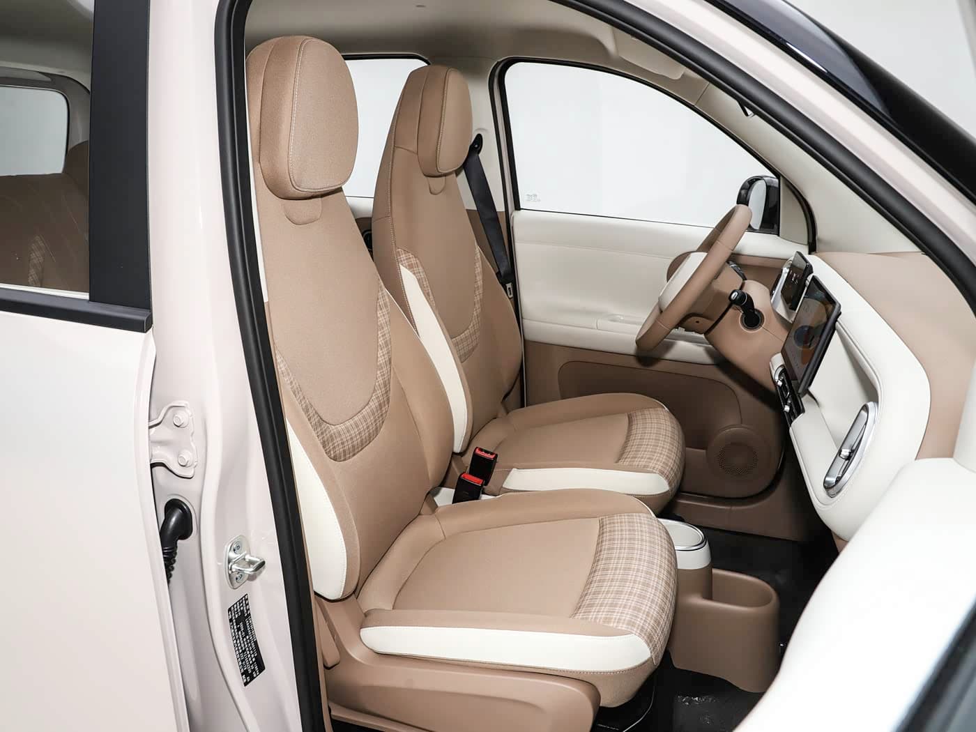 Wuling Hongguang Mini EV thumbnail 7