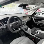 LIVAN 8 EV MPV